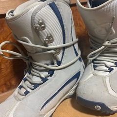 スノーボードブーツの画像