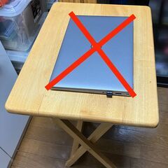 【木製品】折りたためるテーブルの画像