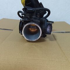 スロットルボディ（ジャンク品）の画像