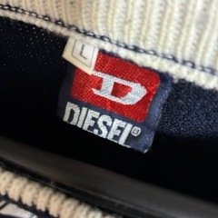 DIESEL ロゴ入りニットセーターの画像