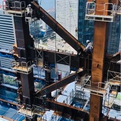 足場・鉄骨・PC・建設機械組立解体！とび職募集！未経験者大歓迎！の画像