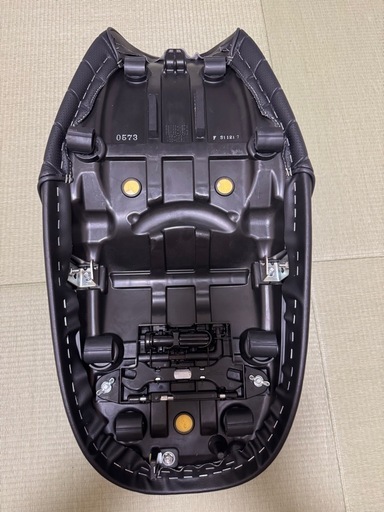 Z900RS フルオーダー張り替えシート