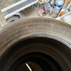 215/60R16 OVERTAKE RV 4本の画像
