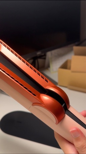 《売約済》ht01　Dyson airstrait さくらチェリー　ドライヤー　アイロン