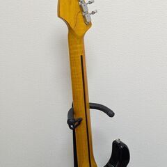 フレイムメープルネックのストラトモデルの画像