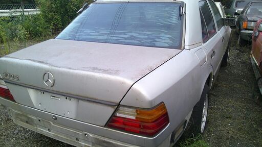 メルセデス―ベンツ124-300E-リサイクル―部品取り車各種部品販売