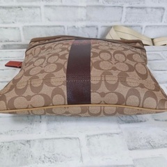 3連休迄　coachショルダーバック　men'sの画像