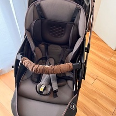 アップリカ　ベビーカーの画像