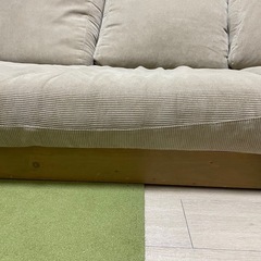 ソファの画像
