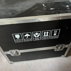機材ケースの画像