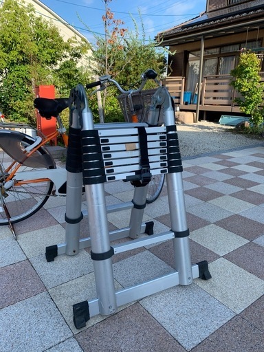 伸縮ハシゴ
