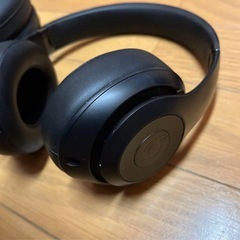 Beats(ビーツ)Studio3　ヘッドホン　中古品　ケース付き ワイヤレスヘッドホン ビーツ wirelessの画像
