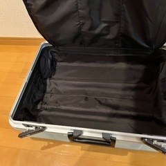 キャリーケースの画像