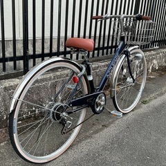 ＜整備済＞AZZURARE・シティサイクル 27インチ・自転車 外装6段変速・LEDオートライト・鍵付きの画像