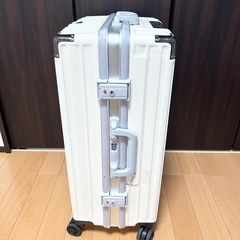 キャリーケースの画像
