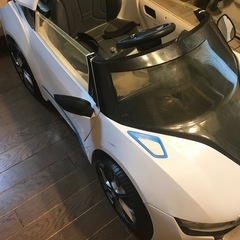 引取り決まりました BMWi8子供用電動車不動車の画像