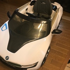 引取り決まりました BMWi8子供用電動車不動車の画像