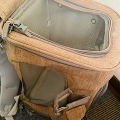ペット　キャリーバッグ　リュック型の画像