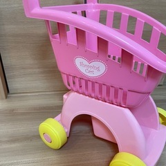 おもちゃ　おままごと　ショッピングカートの画像