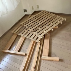 パイン材ベッドの画像