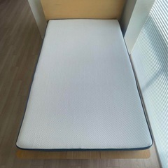 早い者勝ち！【定価８万】美品！話題のコアラマットレスの画像