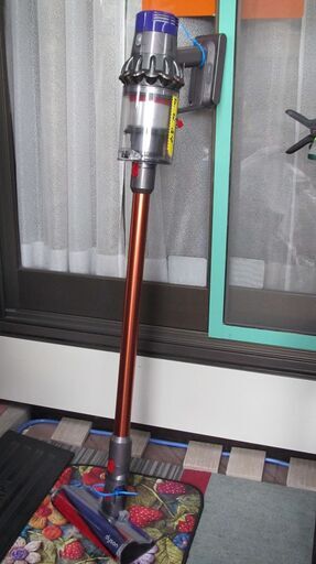 【美品】スタンド付き ダイソン cyclone v10 sv12 分解洗浄済み ダイソン掃除機 V10(SV12)分解洗浄済 - メルカリ
