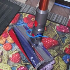 💗ダイソン掃除機Ｖ１０（ＳＶ１２）セット💗分解洗浄整備品　引取限定　吸引モーター全交換の画像