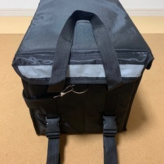 【美品】デリバリーバッグ 大容量 27L 肩帯タイプ インナーフレーム付きの画像