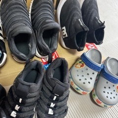 子供用　靴　の画像