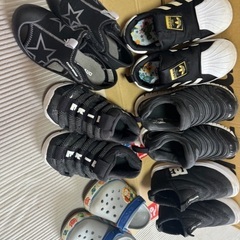 子供用　靴　の画像