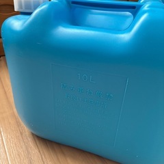 10ℓ灯油缶の画像