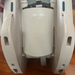 Combi コンビ　チャイルドシートの画像