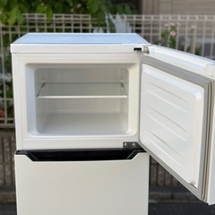 配送🉑【2017年製】Hisense 2ドア冷凍冷蔵庫 HR-B1201の画像