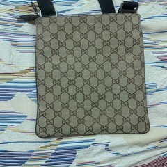 GUCCIのショルダーバックの画像