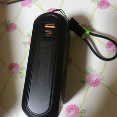 スマホ多機能バッテリーの画像
