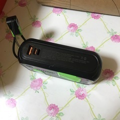 スマホ多機能バッテリーの画像