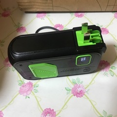 スマホ多機能バッテリーの画像