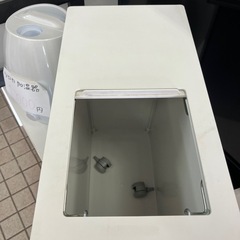 ポリプロピレン　ダストボックス　キャスター付き　20Lの画像