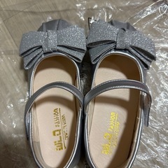 【美品】フォーマルシューズ女の子の画像