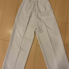 GU タックワイドパンツ　ＸＳの画像
