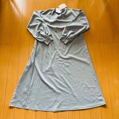 【新品】星玲奈 花柄ワンピース M しまむら タグ付き 長袖ワンピースの画像