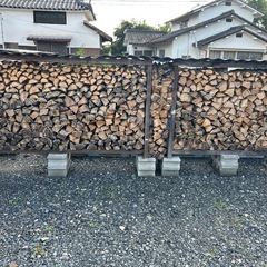 1年乾燥薪 クヌギ ナラ の画像