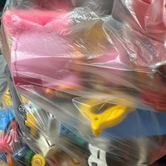 おもちゃいろいろ、1歳から三歳子供の画像
