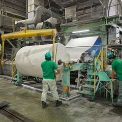 製紙工場の製造オペレーター／未経験OK／賞与年2回／残業少なめ＿...