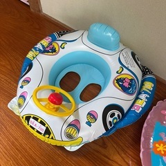子供用浮き輪の画像