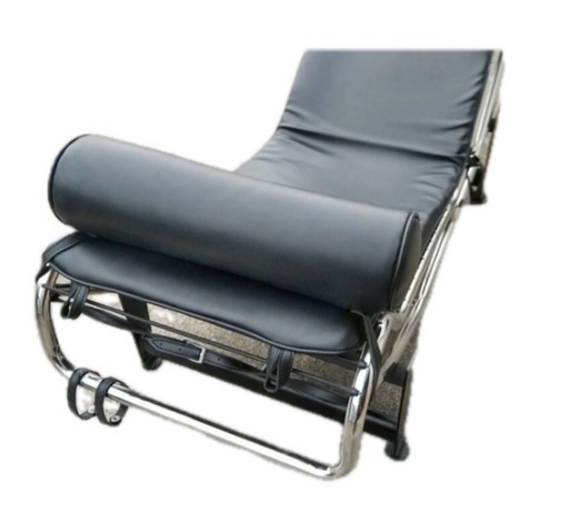 美品　ラウンジチェア　リプロダクトLC4 Chaise Longue シェーズロング ル・【コルビジェ 】イタリアモダン