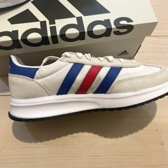新品 アディダス 27cmの画像