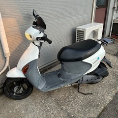 スズキ･レッツ4原付バイクの画像
