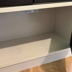 食器棚の画像