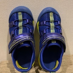 アシックスサンダル18センチの画像